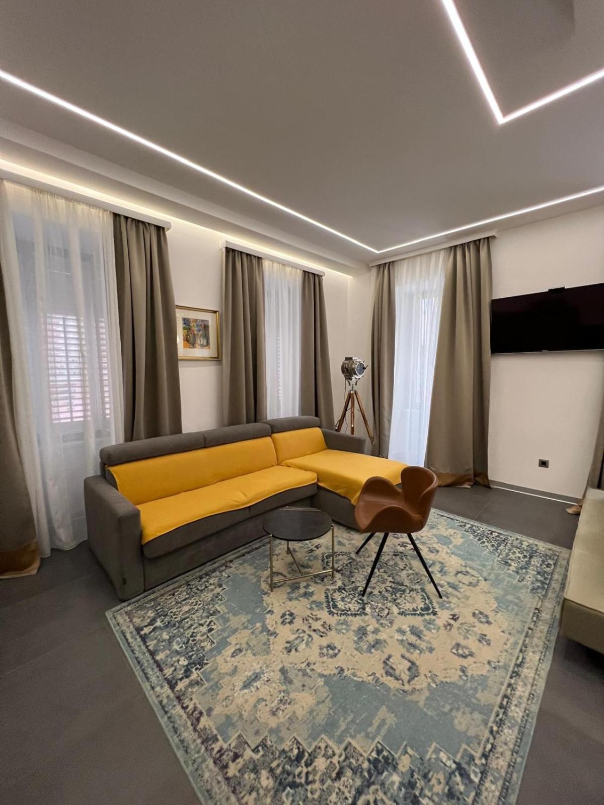 Alisa Apartment Rijeka Bagian luar foto